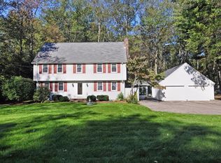 30 Berry St, Plainville, MA 02762