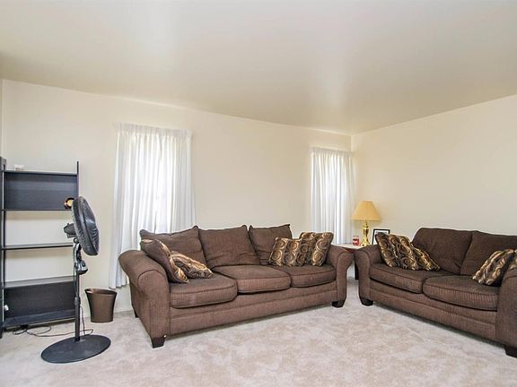 3rd image of 1651 Wingate Blvd
