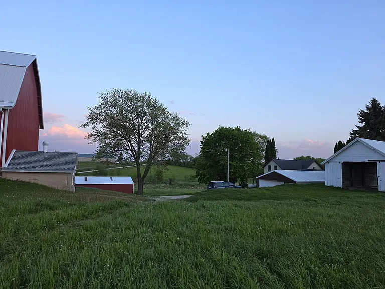 N6155 Wren Rd — Photo 1