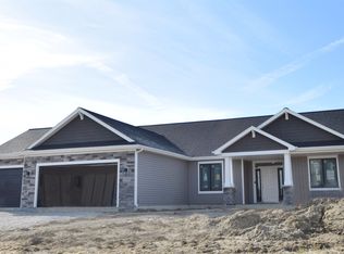9503 Banbury Trl, Fort Wayne, IN 46818