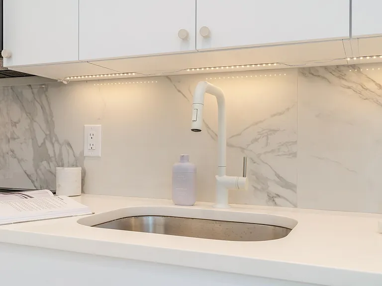 4037 Powelton Ave #3 — Photo 10