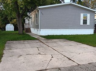 320 Piedmont Dr SE, Grand Rapids, MI 49548