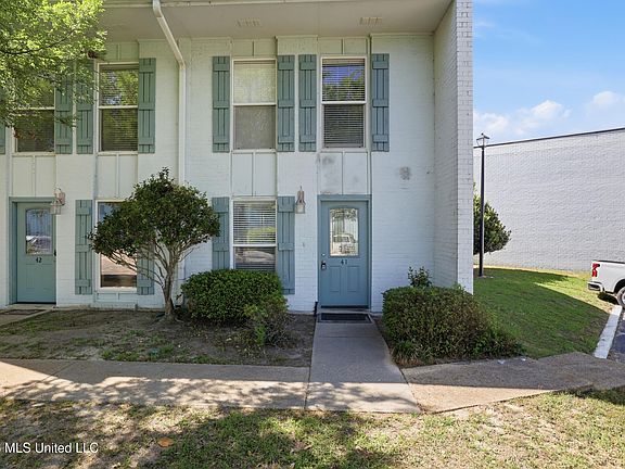 2nd image of 3230 Cumberland Rd APT 41