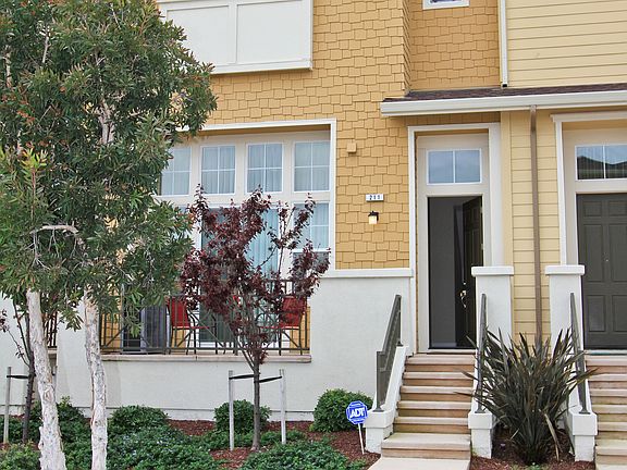 3rd image of 211 Keech Dr #40
