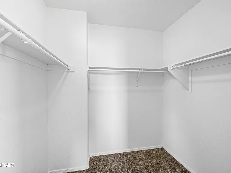210 E Jasper Ct — Photo 16