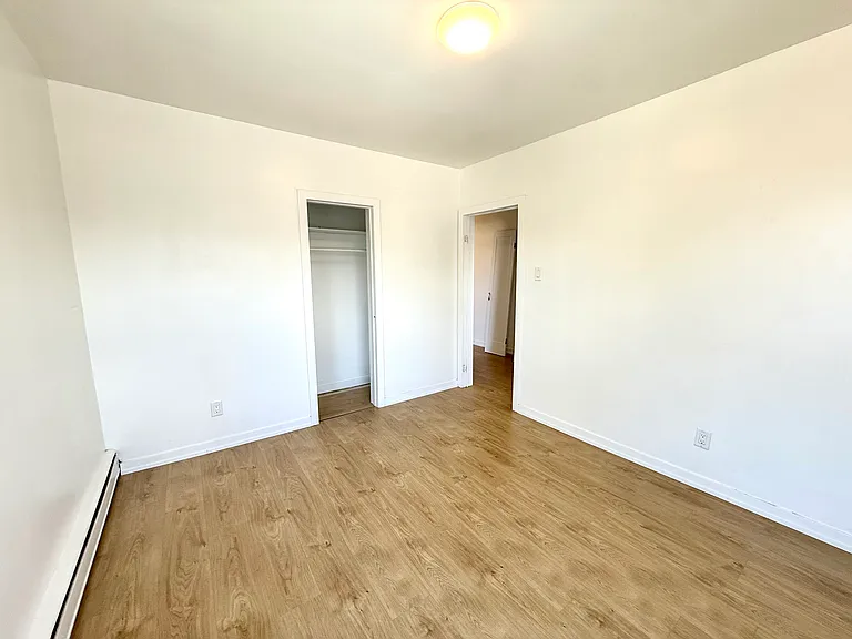 169 Park Row S — Photo 9