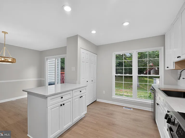 114 Gentlebrook Rd — Photo 6