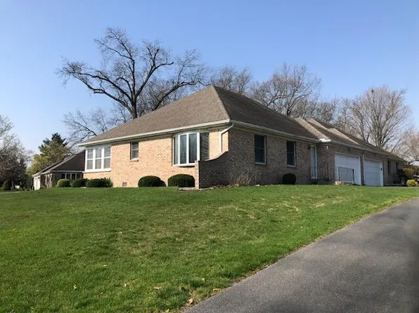 628A Begonia St SE, Demotte, IN 46310