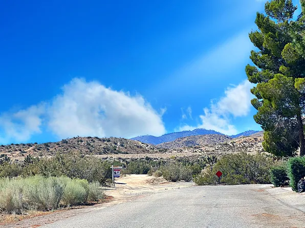 50 E 50th Ste Vic Avenue St #T12, Palmdale, CA 93552