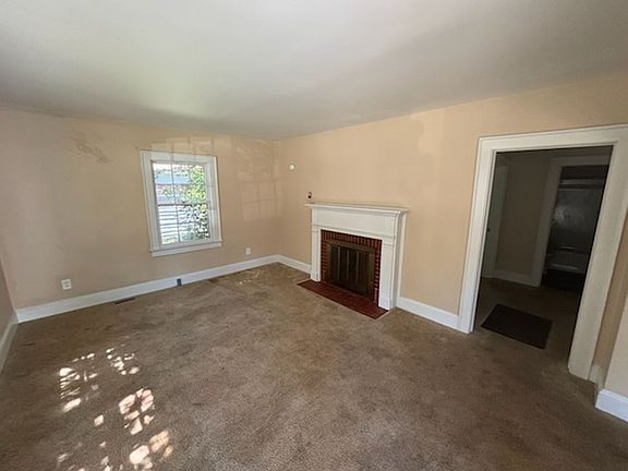 2nd image of 304 Central Dr