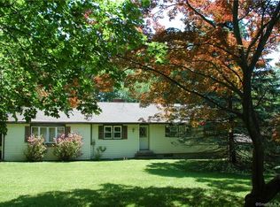 19 S Meadow Dr, Danbury, CT 06811