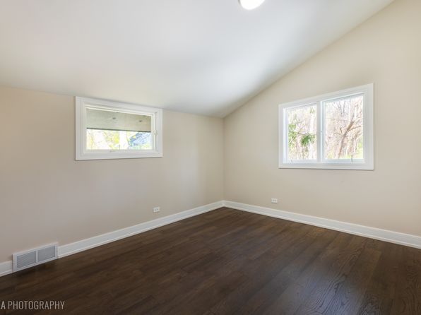 224 Park Ave, Cary, IL 60013
