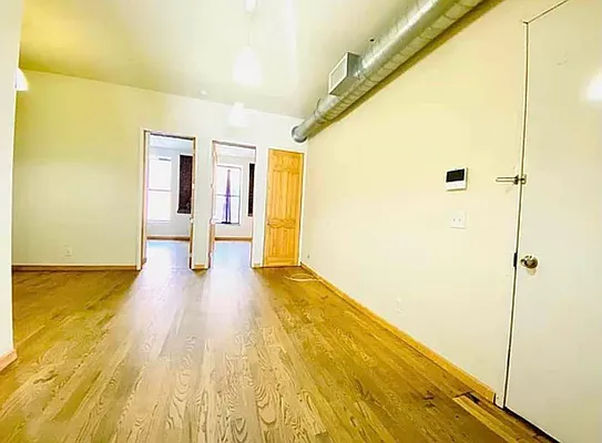 Rented by null | media 5