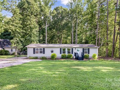 615 Redleaf Ln, China Grove, NC, 28023
