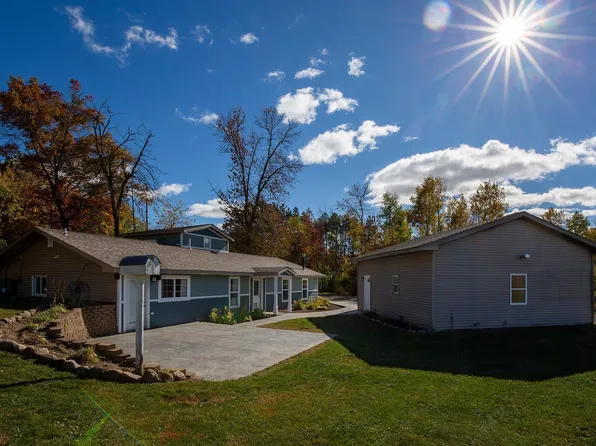 765 Magnor Lake Ln, Clayton, WI 54004