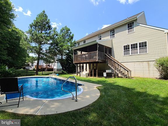 2nd image of 15 Rose Hill Dr