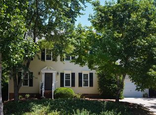 4 Swallows Ridge Ct, Durham, NC 27713