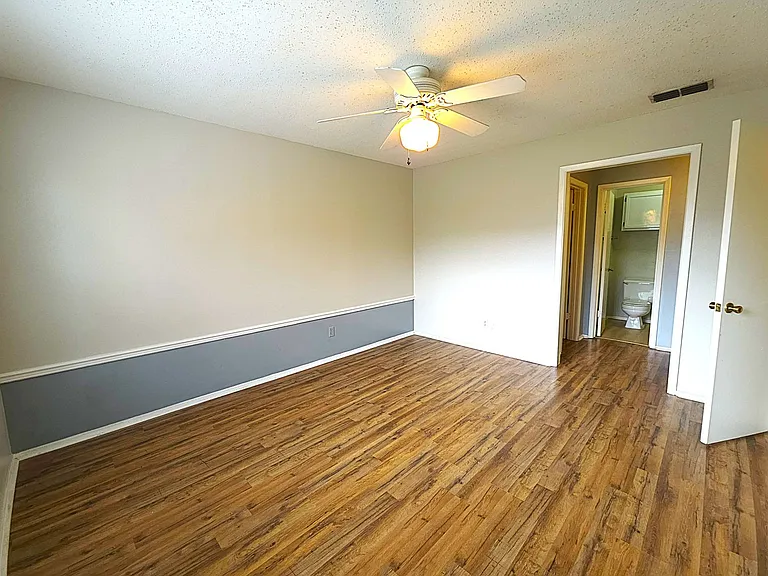 400 W South Town Dr #204 — Photo 23