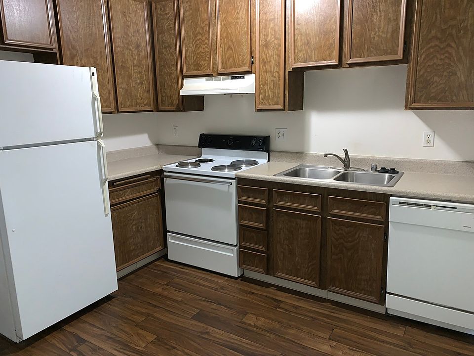 1st image of 565 W Chase Ave APT 18