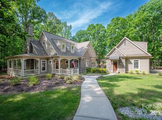 3408 Sandalwood Ln, Waxhaw, NC 28173