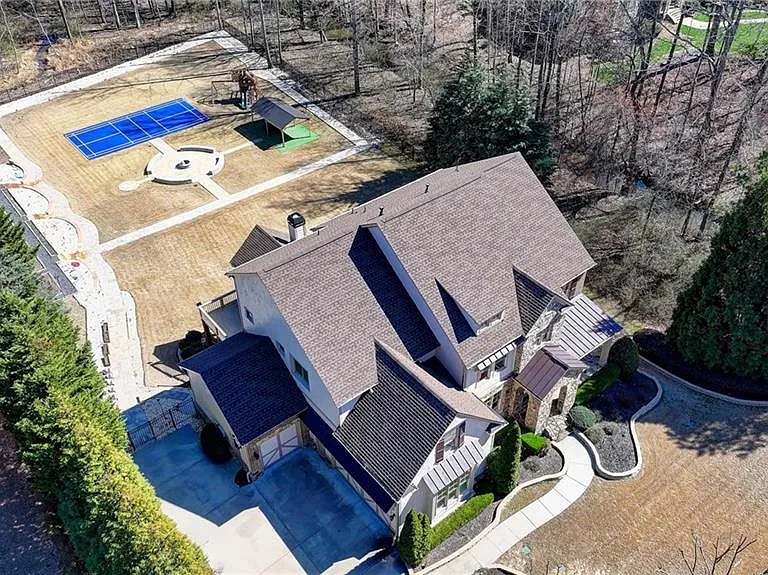 2230 Manor Creek Ct — Photo 60