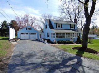 924 Hoosick Rd, Troy, NY 12180