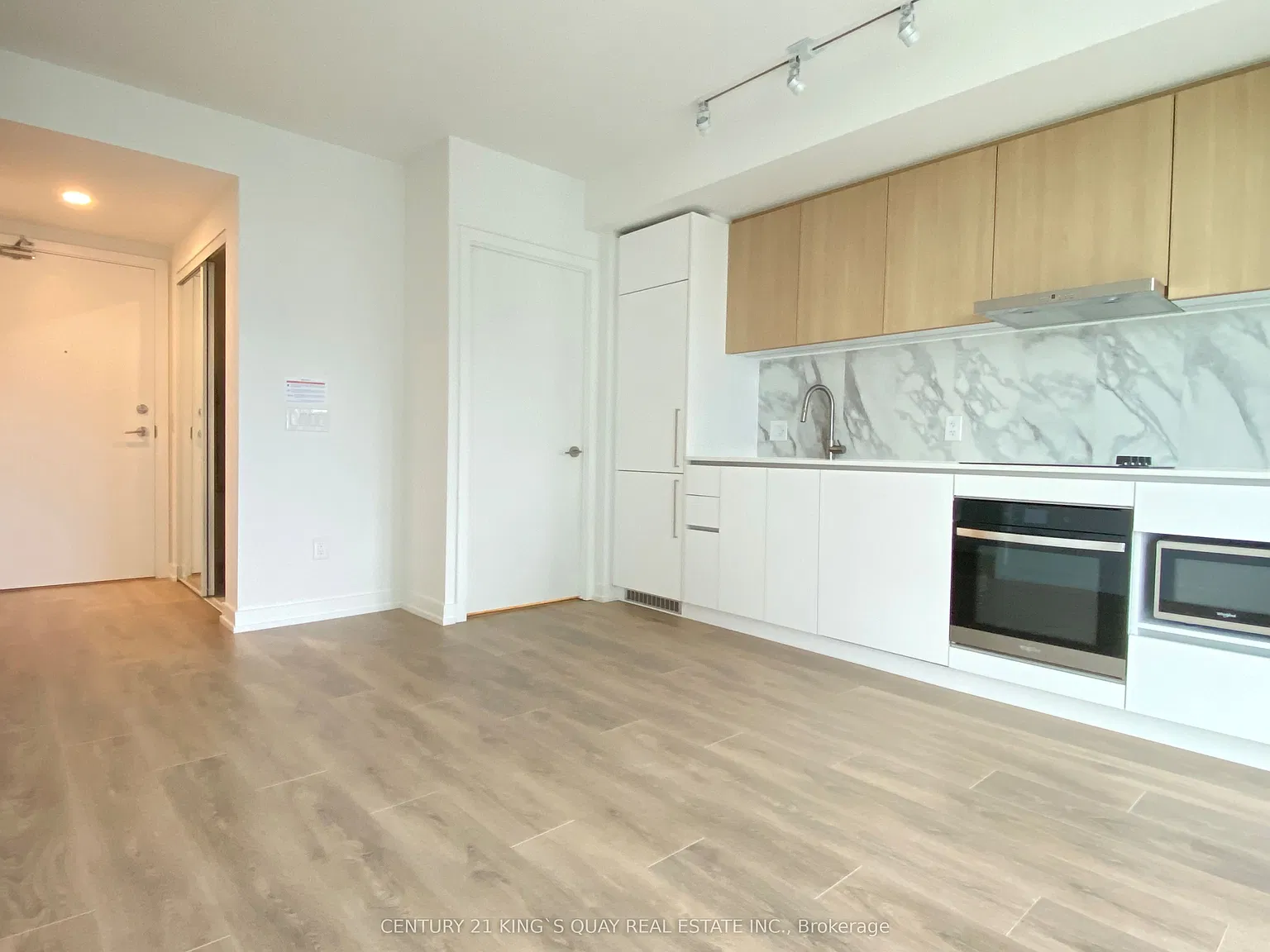1100 Sheppard Ave W — Photo 4