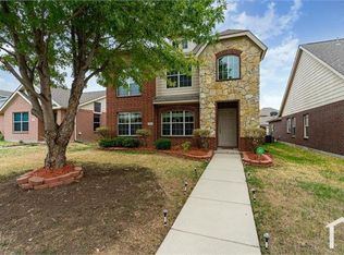 9012 Wild Rose Ln, Aubrey, TX 76227