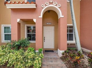 10678 SW 8th St #203, Hollywood, FL 33025