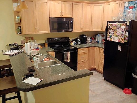 4th image of 44 Three Mast Ln #44