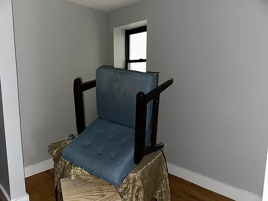 Rented by Premier One Realty LLC | media 8