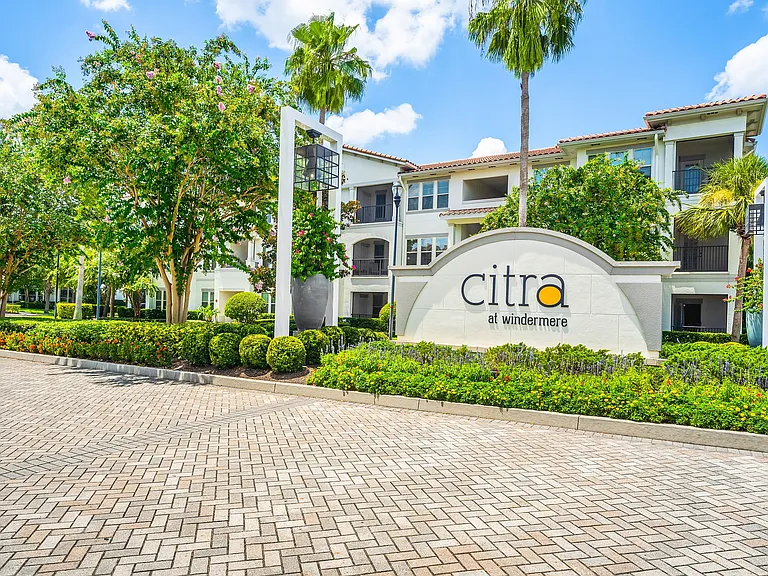 Citra at Windermere — Photo 46