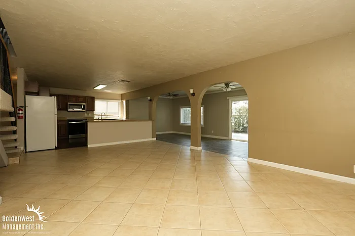 4729 Monaco Rd — Photo 5