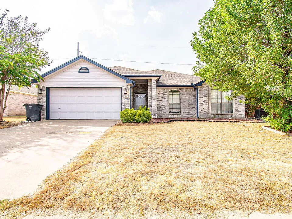 4507 Hitchrock Dr