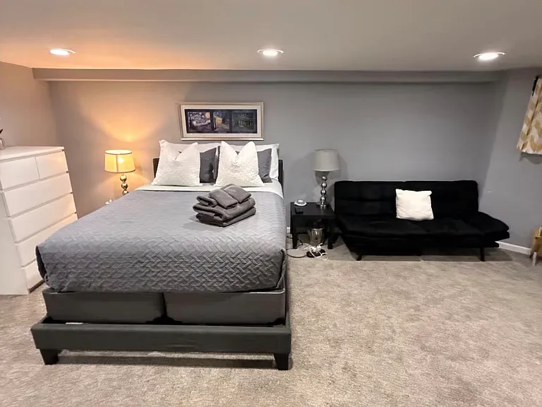 2618 Evarts St NE — Photo 9
