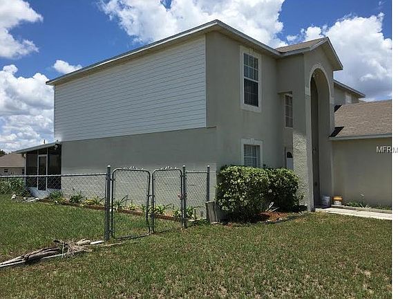 3rd image of 1902 Pike Way