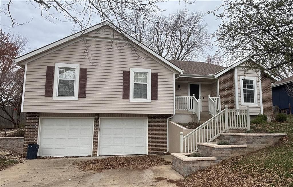 1204 NE Hendrix Dr, Lees Summit, MO 64086 | Zillow