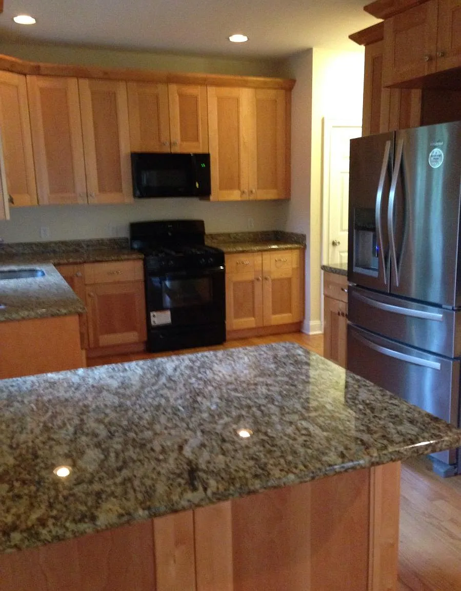3 bed, 2.5 bath, 2000 sqft, $3,700 — Photo 4