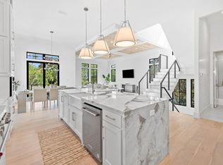 91 Grande Pointe Dr S, Rosemary Beach, FL 32461