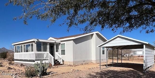 1st image of 2565 N Calle Noveno --