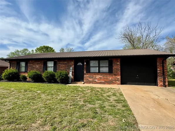 103 Cross St, Perkins, OK 74059