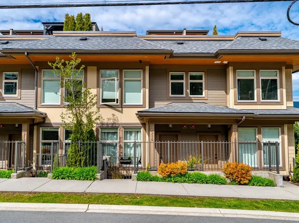 2316 Saint Andrews St, Pt Moody, BC V3H 0K2