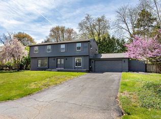 6670 Cathedral Dr, Bloomfield Hills, MI