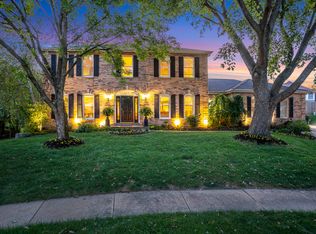 15525 Windsor Ridge Ct, Chesterfield, MO 63017