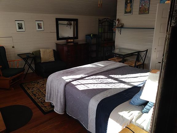 queen bed, all bedding, two armchairs,etc