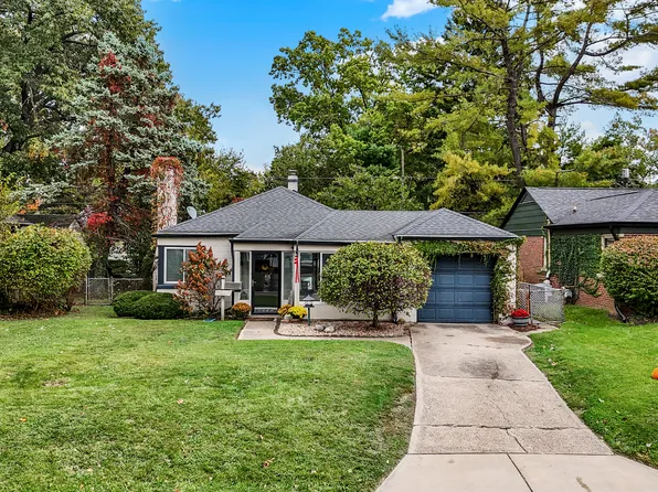 6039 Kingsley Dr, Indianapolis, IN 46220