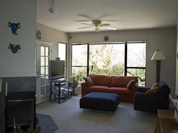 6655 N Canyon Crest Dr, Tucson, AZ 85750