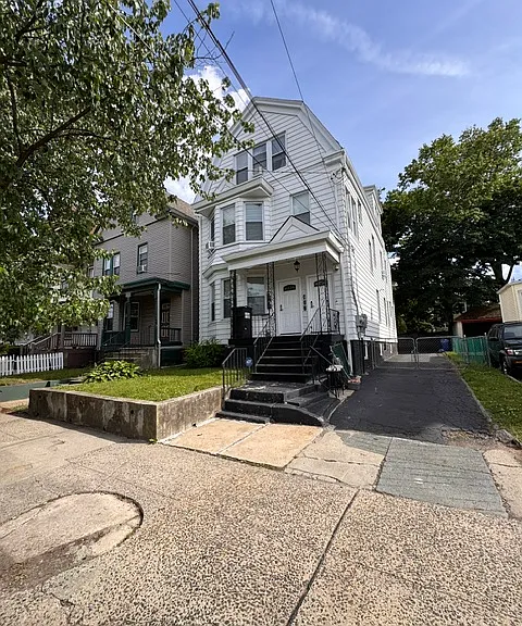 34-36 Millington Ave #34 — Photo 10