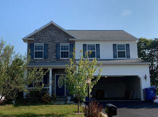 15 Hamlet Cir, Mechanicsburg, PA