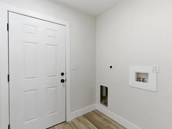 144 N Quentin Ave, Dayton, OH 45403